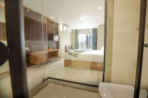 Pyramid Front Hotel in كفرة نصار — foto 11