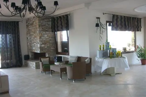 Moonbeam Hotel in Ποτός — foto 3