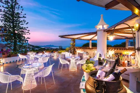 Hotel Punta Est in Baja Sardinia — foto 16