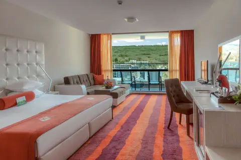 International Hotel Casino & Tower Suites in СПА център Ривиера Бийч — foto 24