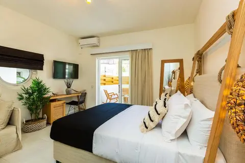 Nostos Beach Boutique Hotel in Vlichada, foto 4