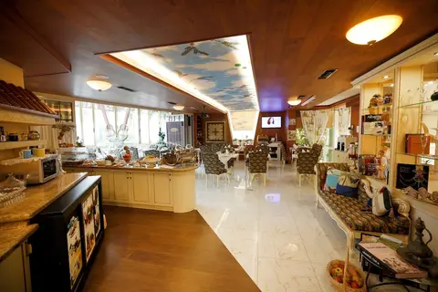 Hotel 2 Kitarrat Boutique & Spa in Durres — foto 18