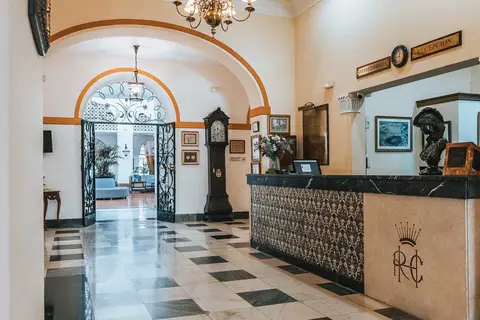 Globales Reina Cristina in Algeciras — foto 4