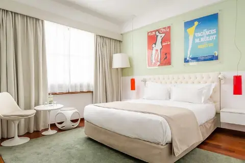 Hotel Florida in Almada