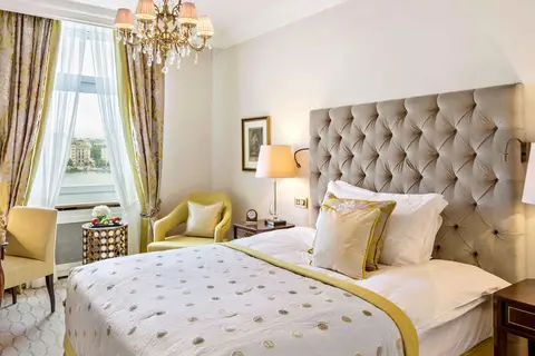 Fairmont Hotel Vier Jahreszeiten Hamburg in Hamburg — foto 4