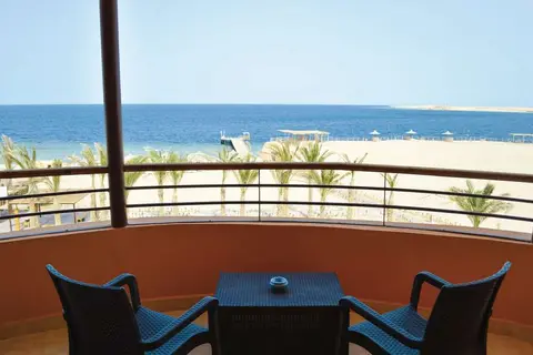 Viva Blue Resort & Diving in Coraya Divers Naga Bay — foto 13