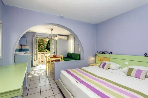 Nissia Kamares Hotel & Appartementen in Καρδάμαινα — foto 27