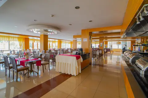 Aes Club Hotel in Bergama — foto 17