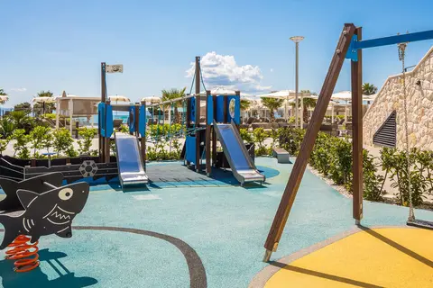 Khalani Beach Hotel in Makarska — foto 15