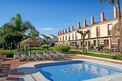 Ramada Hotel & Suites by Wyndham Costa del Sol foto 17