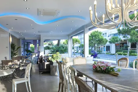 Hotel Lungomare in Cesenatico — foto 4