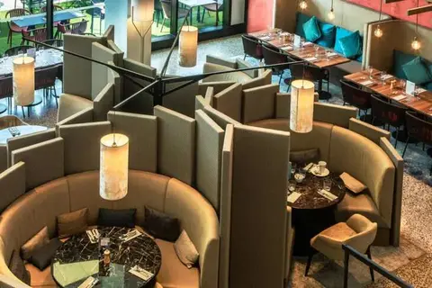 Crowne Plaza Nice Grand Arenas in Nice — foto 16