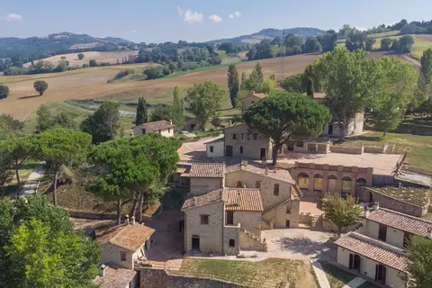 Agriturismo Borgo Pulciano in Montone — foto 28