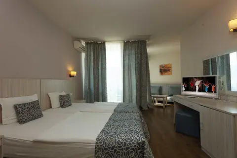 Hotel Slavey in СПА център Ривиера Бийч — foto 7
