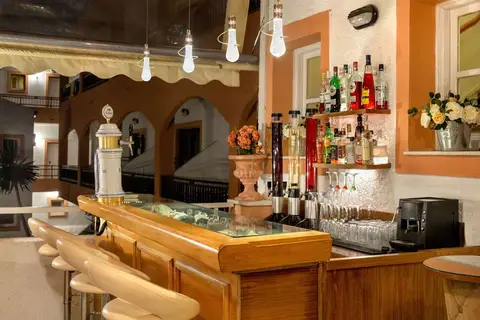 Victoria Hill in Κάτω Κορακιάνα — foto 10