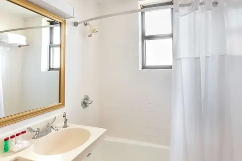 Ramada by Wyndham Jersey City in Jersey City — foto 6