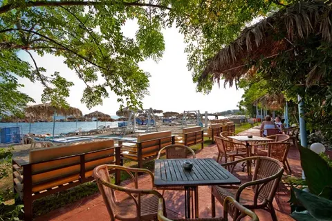 Theodorou Beach foto 15