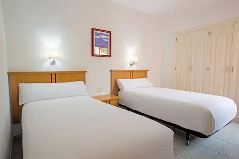 Apartamentos LIVVO Koala Garden in Las Palmas de Gran Canaria — foto 26