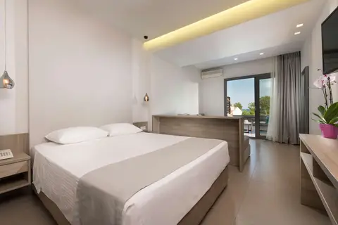 Princess Golden Beach Hotel in Χρυσή Αμμουδιά — foto 4