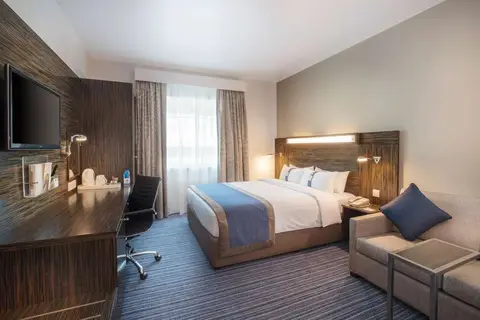 Holiday Inn Express Dubai Safa Park in Dubai — foto 16