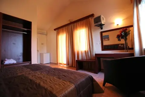Belvedere Lesvos Aeolis Hotel in Μόλυβος — foto 21