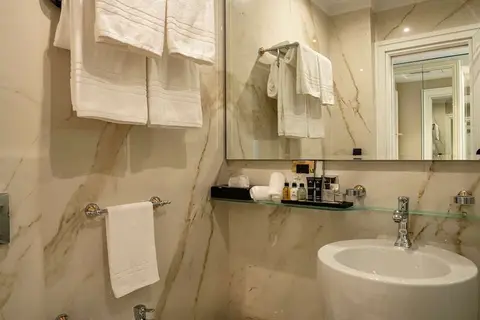 Radisson Collection Morina Hotel Tirana in Tirana — foto 4