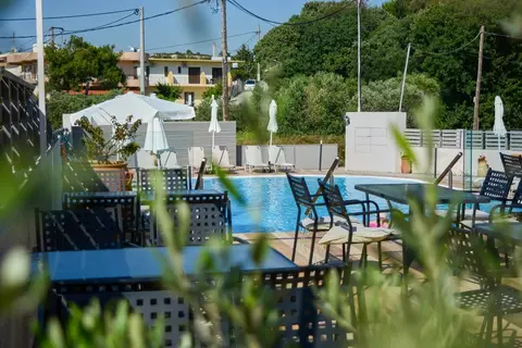 Ivory Hotel in Θεολόγος — foto 2