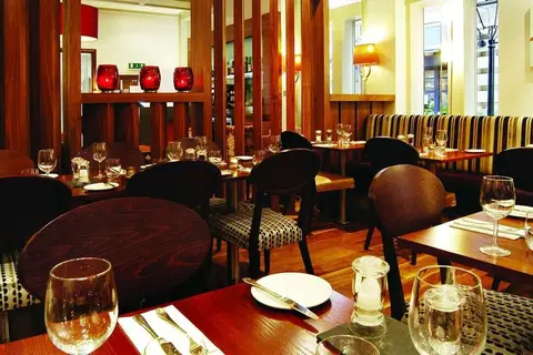Hotel Thistle Bloomsbury Park in Londen — foto 7