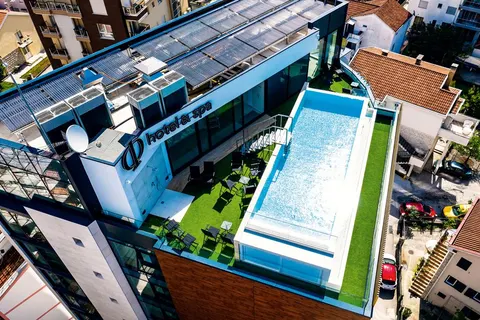 Fagus in Budva — foto 4