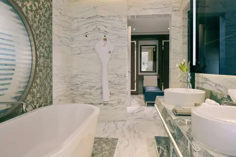 Royal M Hotel by Gewan Abu Dhabi in البطين — foto 16