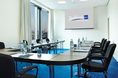 Radisson Blu Iveria Hotel Tbilisi in Tbilisi — foto 15