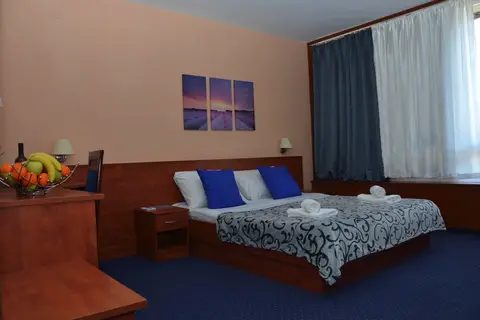 Liberty Hotel in Novalja — foto 6