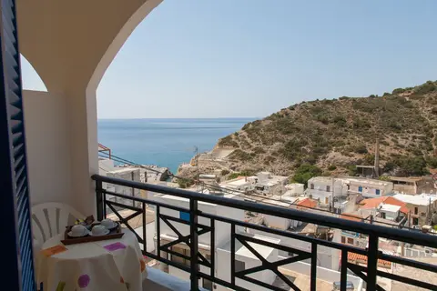 Christof Studios & Rooms in Αγία Γαλήνη — foto 3