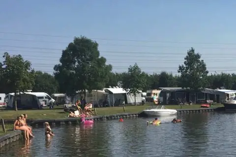 Vodatent Camping Pasveer in Loënga — foto 12