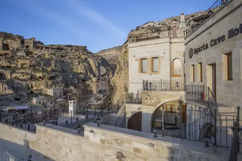 Agarta Cave Hotel in Göreme — foto 3