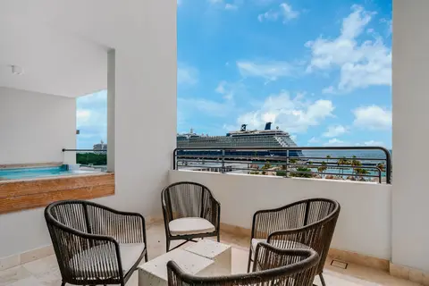 Mangrove Beach Corendon Curacao All-Inclusive Resort, Curio by Hilton in Willemstad — foto 22