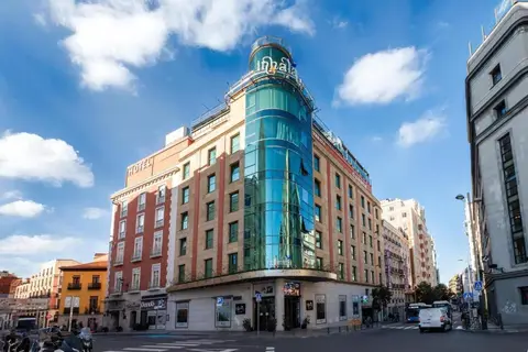 Inhala Hotel Garden in Madrid