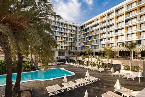 Silhouette & Spa in Malgrat de Mar — foto 17