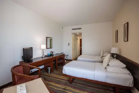 BM Beach Hotel in Ras al-Khaimah — foto 5