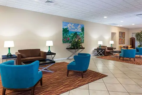 Ramada by Wyndham Kissimmee Gateway in Kissimmee — foto 20