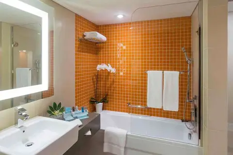 Novotel Dubai Al Barsha in Dubai — foto 20