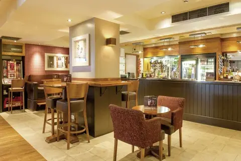 Hotel Premier Inn Tower Bridge in Londen, foto 7