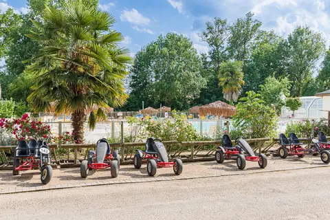 Camping Le Domaine De La Brèche in Varennes-sur-Loire — foto 3