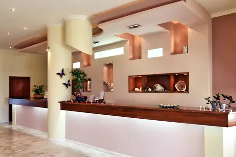 Belussi Beach Hotel & Suites in Kypseli, foto 20