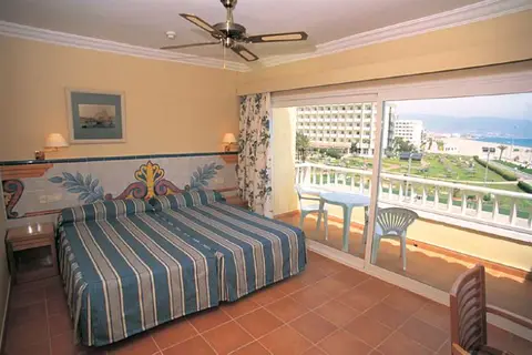 Hotel Mediterráneo Bay in Roquetas de Mar — foto 27