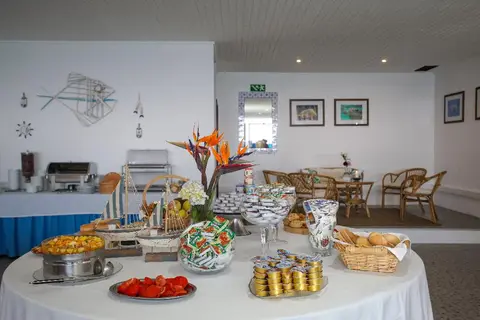 Aparthotel Barracuda in Ponta Delgada — foto 3