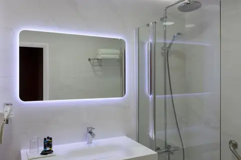 Lutecia Smart Design Hotel in Almada — foto 6