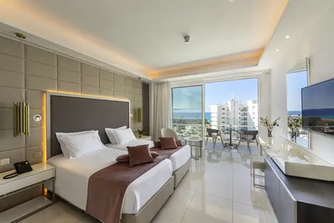 Chrysomare Beach Hotel and Resort in Ayia Napa — foto 20