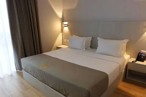 Metro Hotel Terminal in Tirana — foto 3