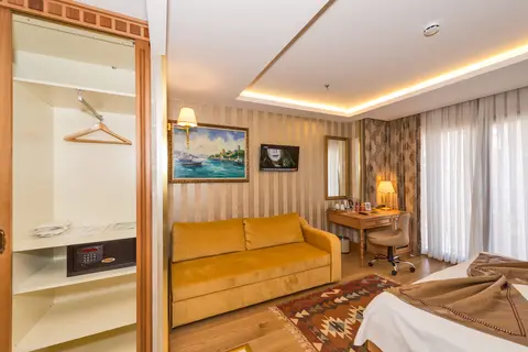 Aprilis Gold Hotel in Fatih — foto 22
